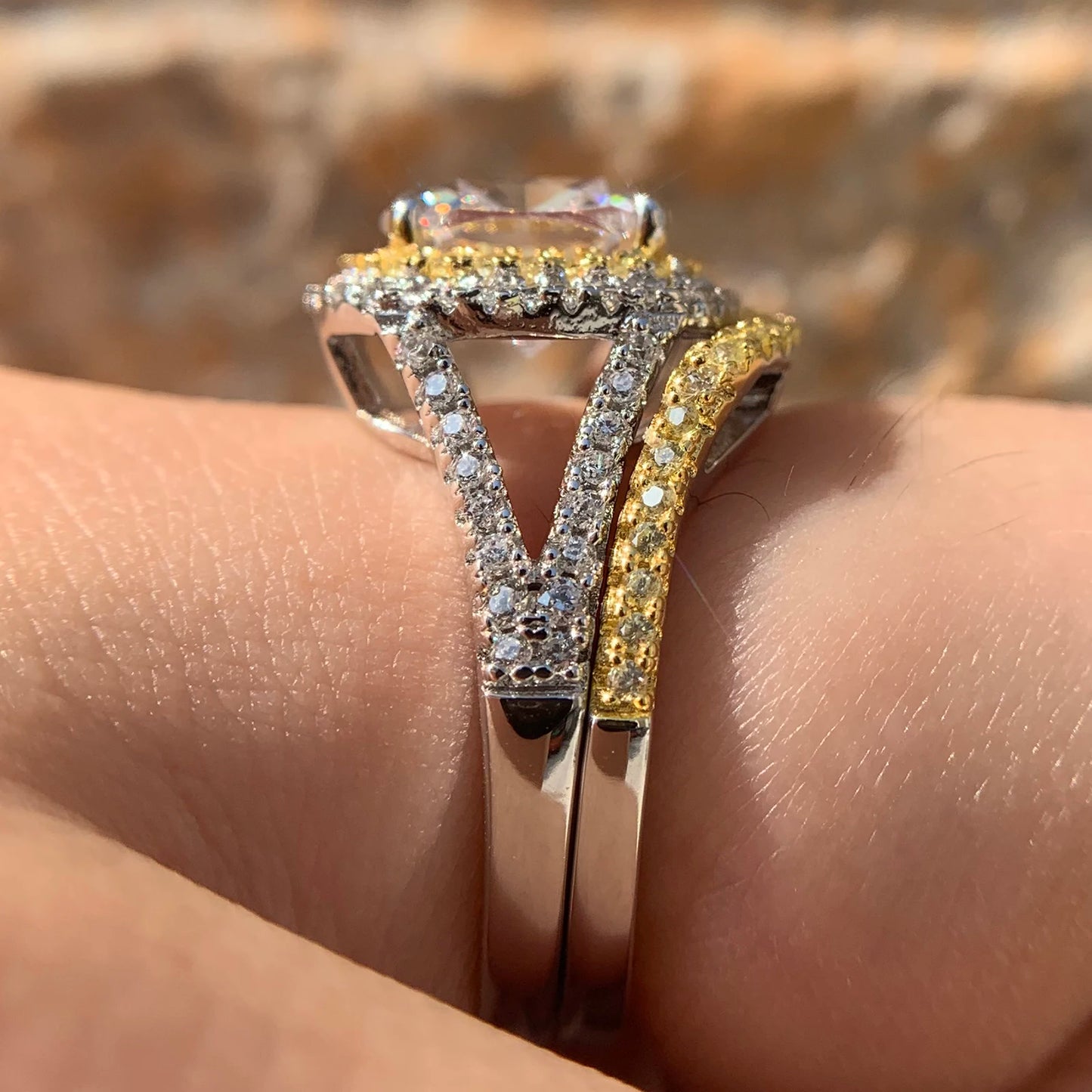 925 Silver Jewelry Engagement Rings Halo Yellow Gold Wedding Band Bridal Set for Women 1.8Ct Cushion Cut AAAAA CZ